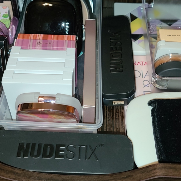 Meet your Posher, Melissa Addicted to Marc Jacobs! - Picture 4 of 15